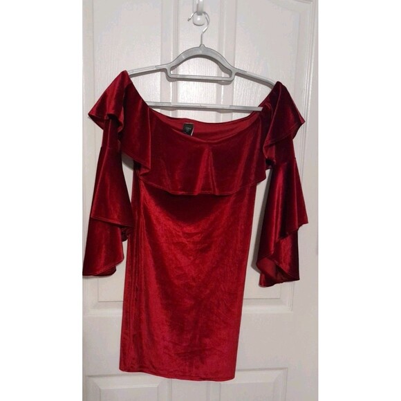 Vintage Gibiu Medium Mini Red Velvet Off Shoulder Ruffle Neck Bell Sleeve.  B48 - Picture 1 of 5